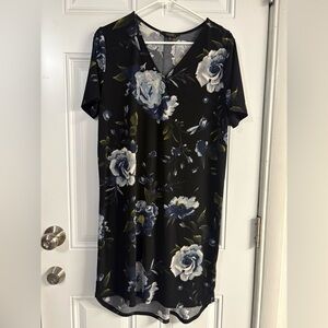 Christian Siriano Black and Blue Floral Midi Dress✨